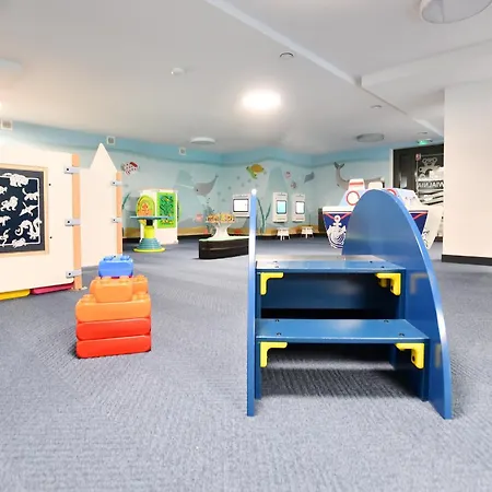 Nadmorskie Tarasy Z Basenami - Navigator