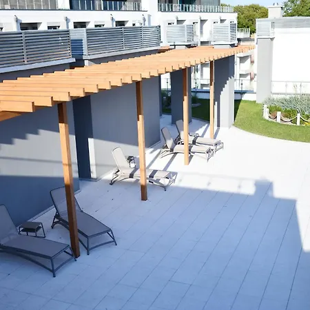 Nadmorskie Tarasy Z Basenami - Navigator *