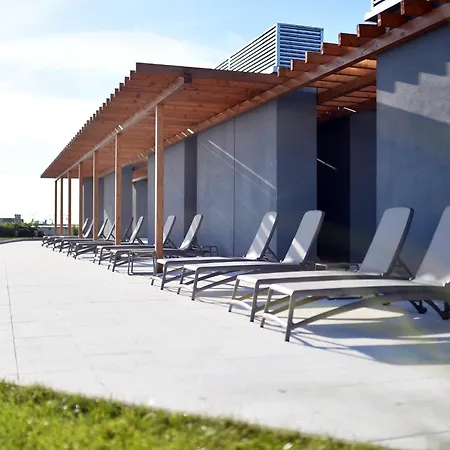 Nadmorskie Tarasy Z Basenami - Navigator Kołobrzeg