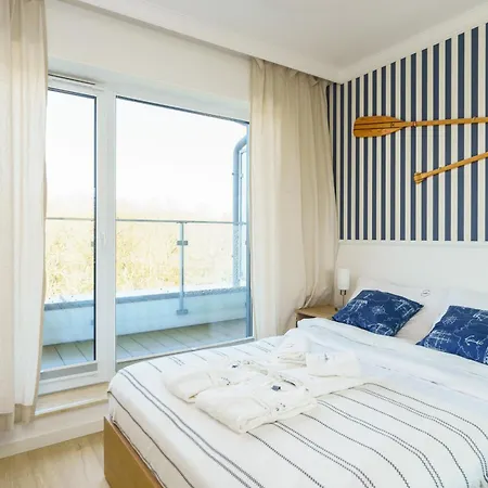 Apartment Nadmorskie Tarasy Z Basenami - Navigator *