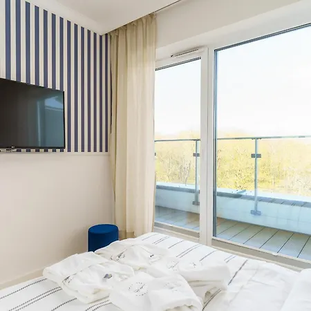 Apartment Nadmorskie Tarasy Z Basenami - Navigator