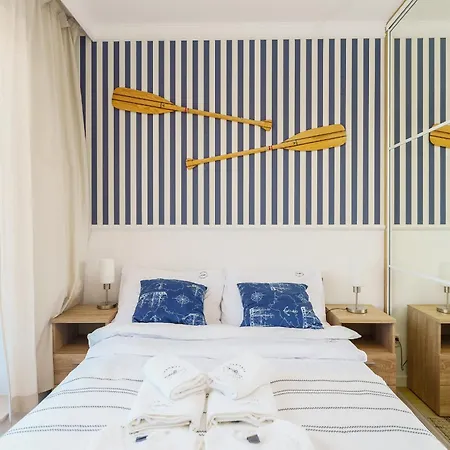 Nadmorskie Tarasy Z Basenami - Navigator