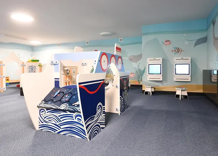 Nadmorskie Tarasy Z Basenami - Navigator